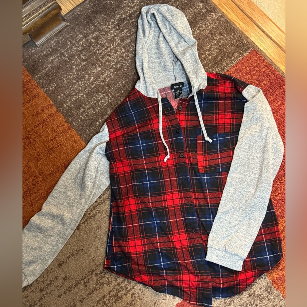 Rue21 Plaid Hooded Long-Sleeve